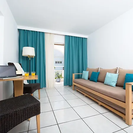 Bitzaro Palace 3*