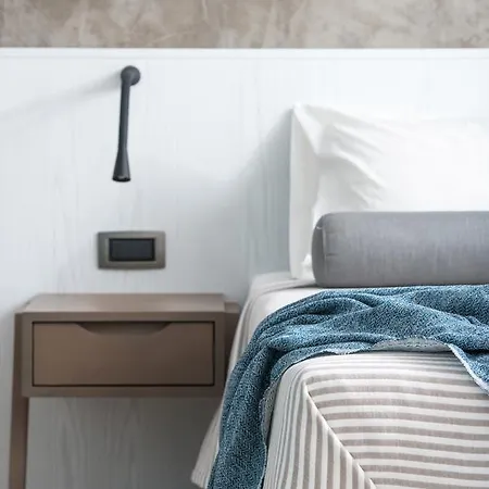 Bitzaro Palace 3* Kalamákion