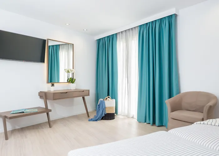 Hotel Bitzaro Palace 3*