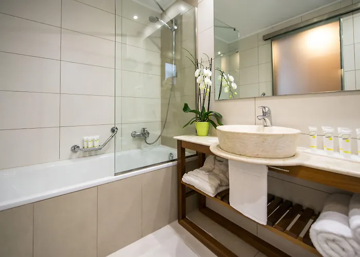 Bitzaro Palace Hotel 3*
