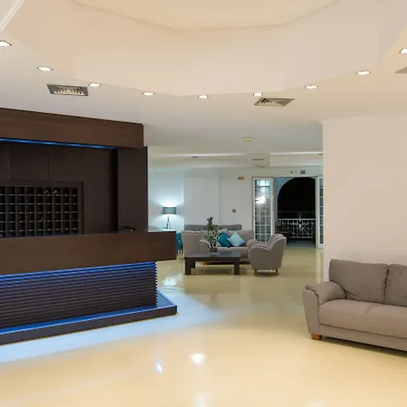 Bitzaro Palace 3* Kalamáki