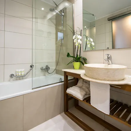 Bitzaro Palace Hotel 3*