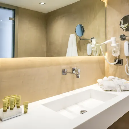 Bitzaro Palace Szálloda